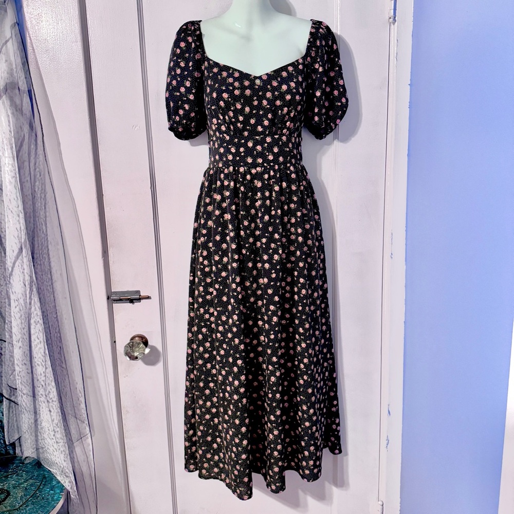 Pink roses on black summer Dress